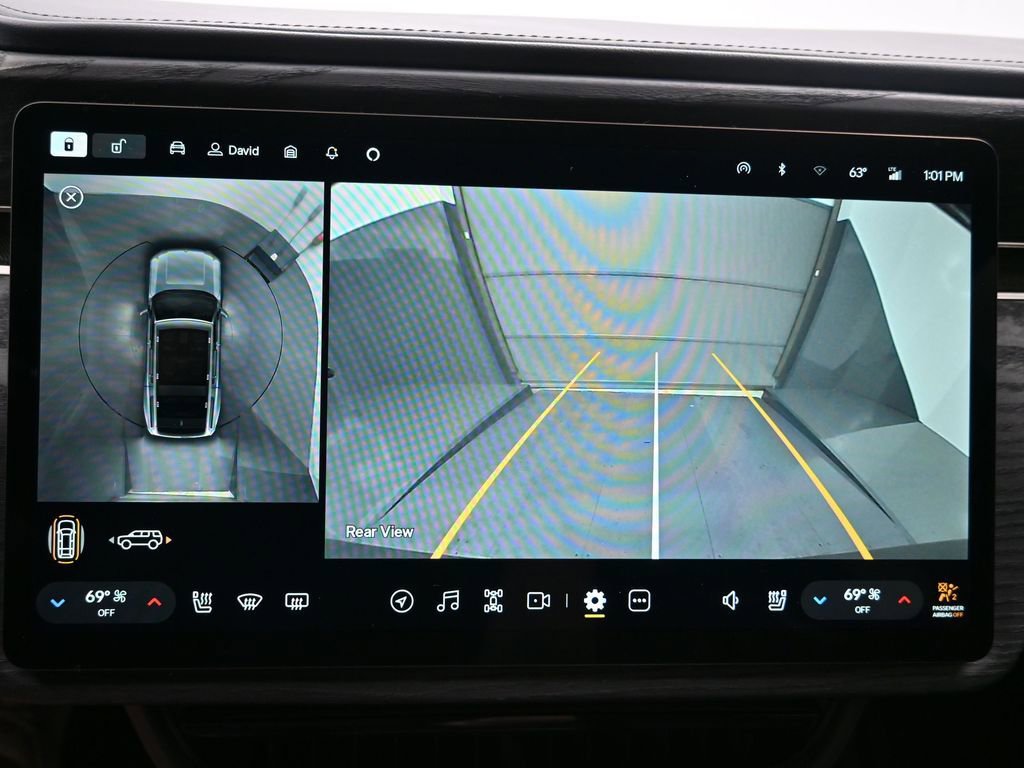 Used 2023 Rivian R1S Adventure AWD/4WD image 17