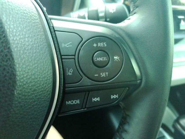 Used 2022 Toyota Corolla SE image 33