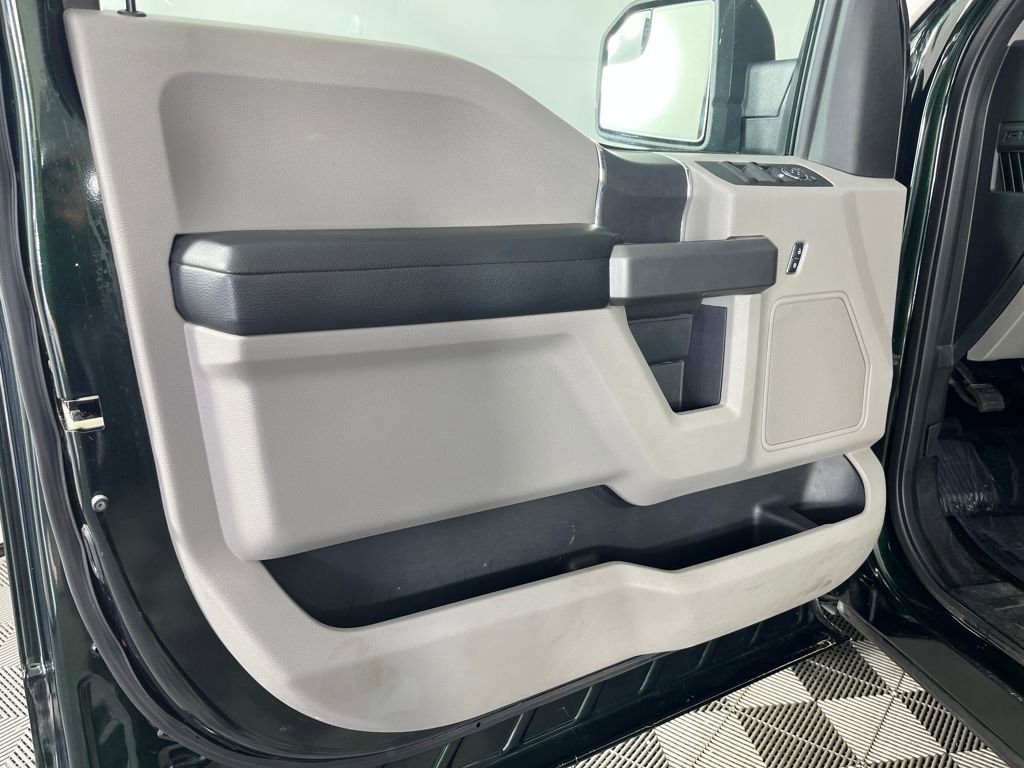 Used 2016 Ford F150 XLT w/ Equipment Group 301A Mid image 10