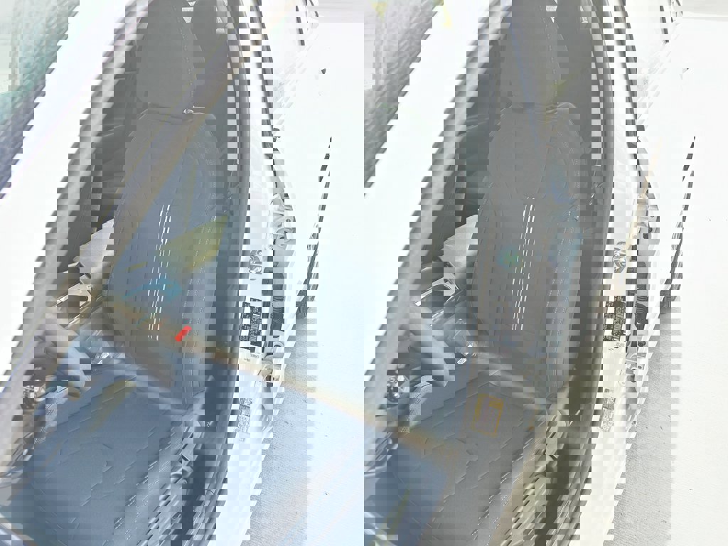 New 2025 Hyundai Elantra Blue image 23