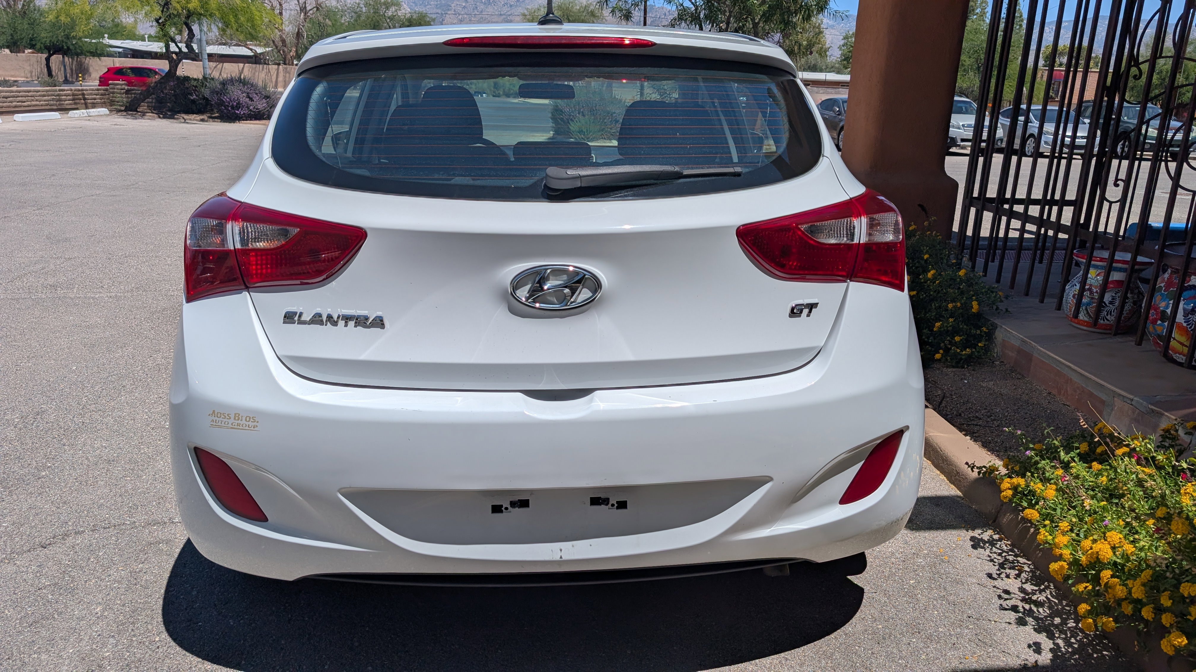 Used 2017 Hyundai Elantra GT FWD image 10