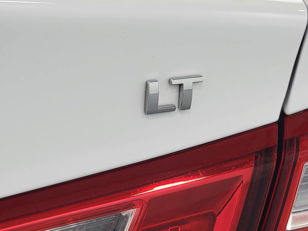Used 2024 Chevrolet Malibu LT image 10