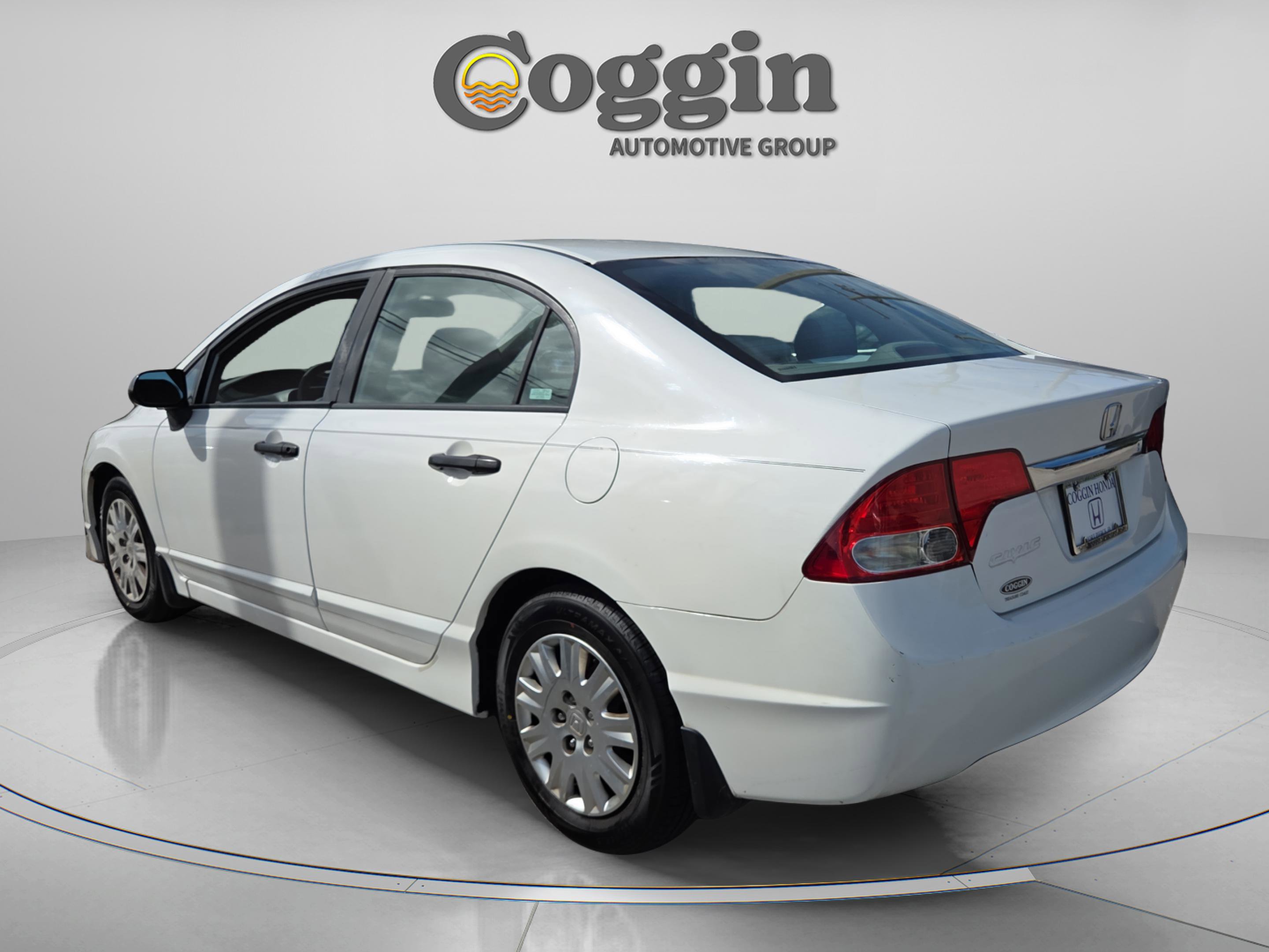 Used 2009 Honda Civic DX-VP image 3