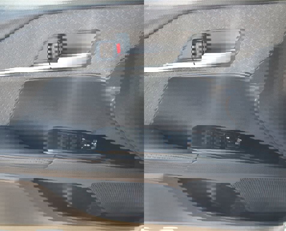 Certified 2025 Toyota Camry XLE image 29