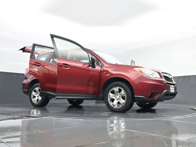 Used 2015 Subaru Forester 2.5i AWD/4WD image 31
