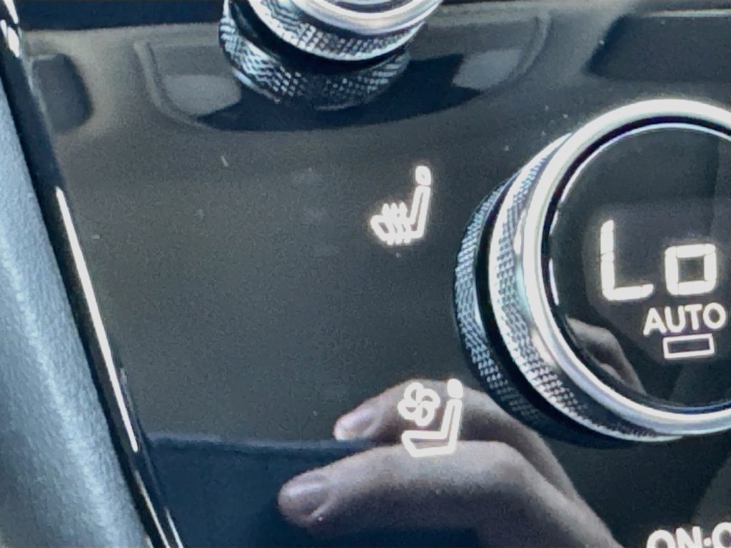 New 2027 INFINITI QX60 Luxe FWD image 21