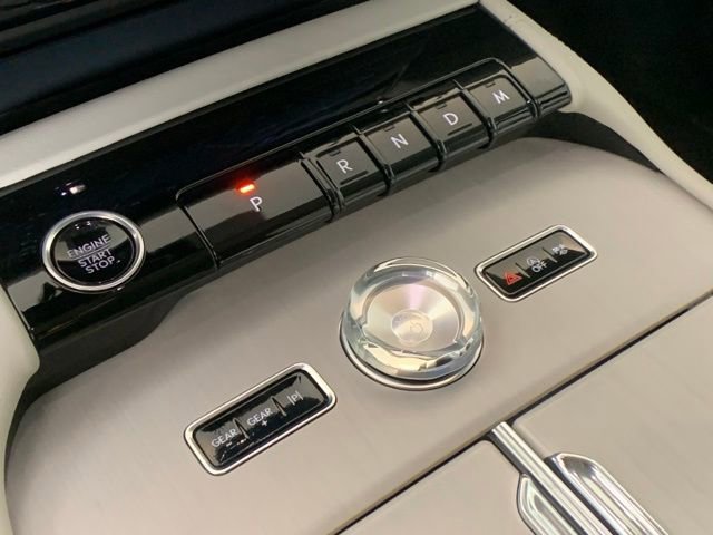 New 2025 Lincoln Navigator Reserve image 19