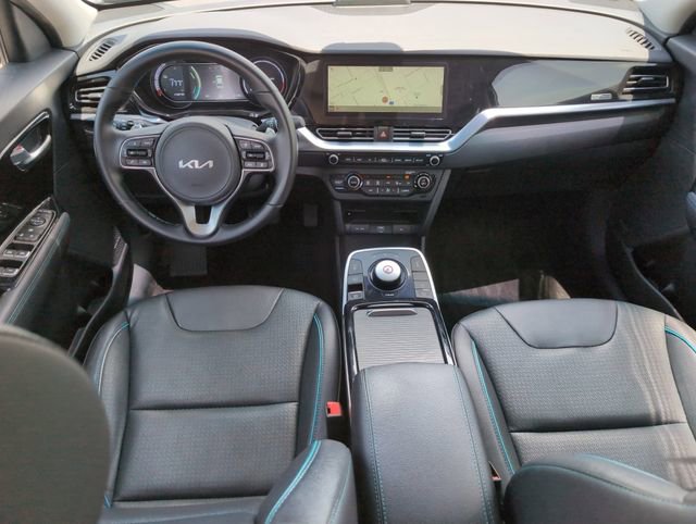 Used 2022 Kia Niro EX Premium FWD image 28