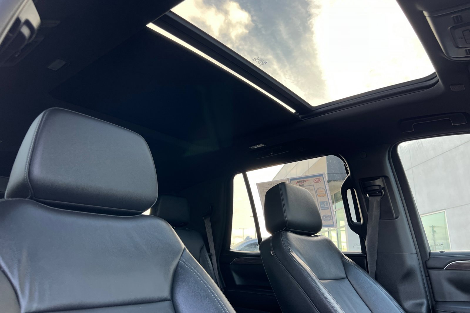 Used 2021 Chevrolet Tahoe Z71 image 18