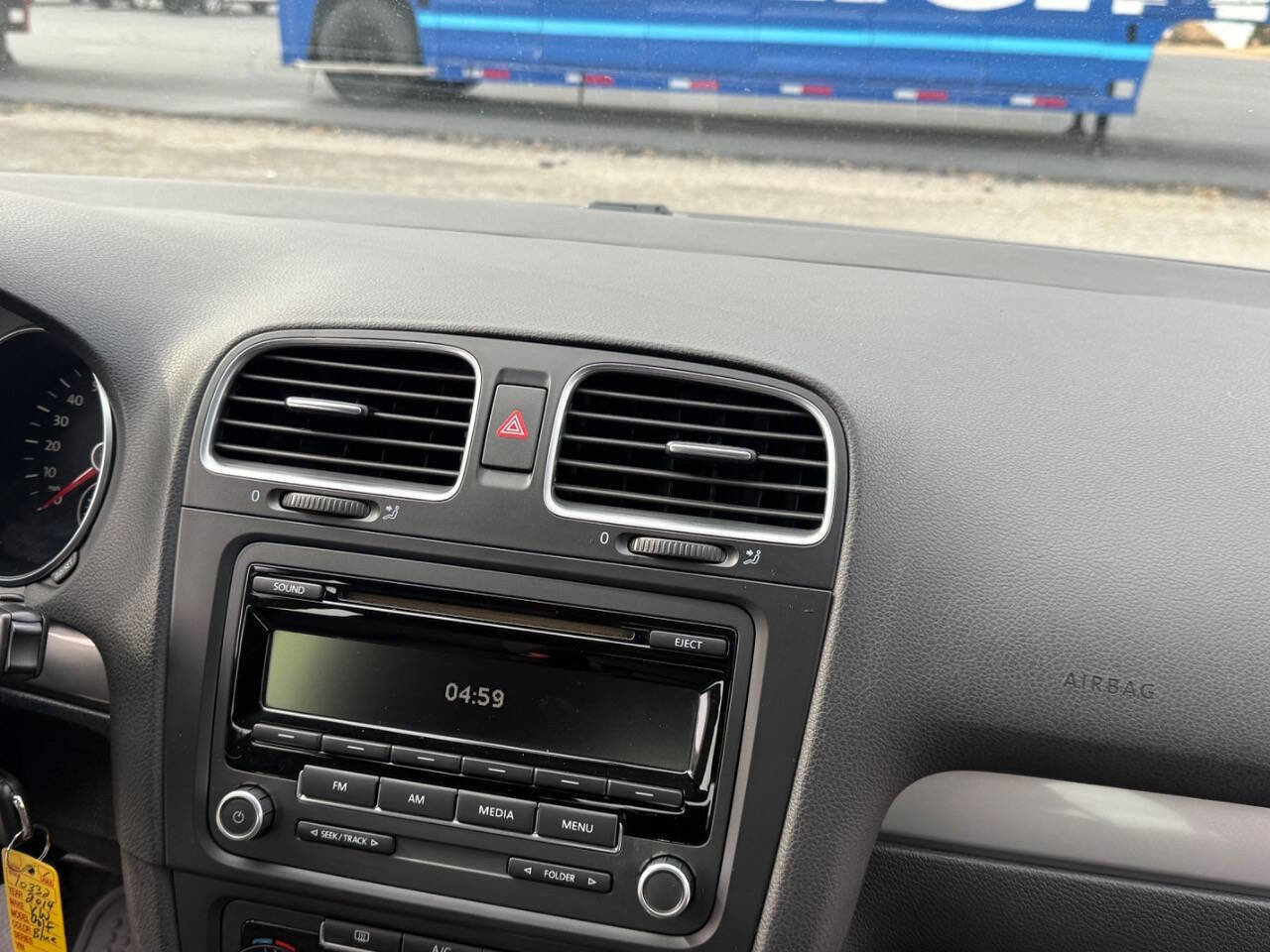 Used 2014 Volkswagen Golf 4-Door image 28