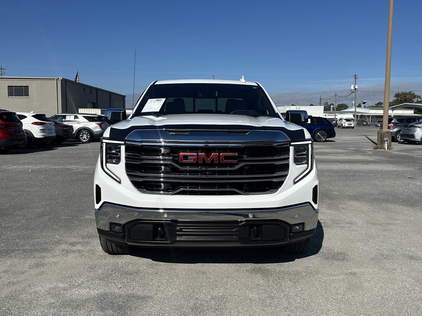 Used 2024 GMC Sierra 1500 SLT w/ SLT Premium Plus Package image 4