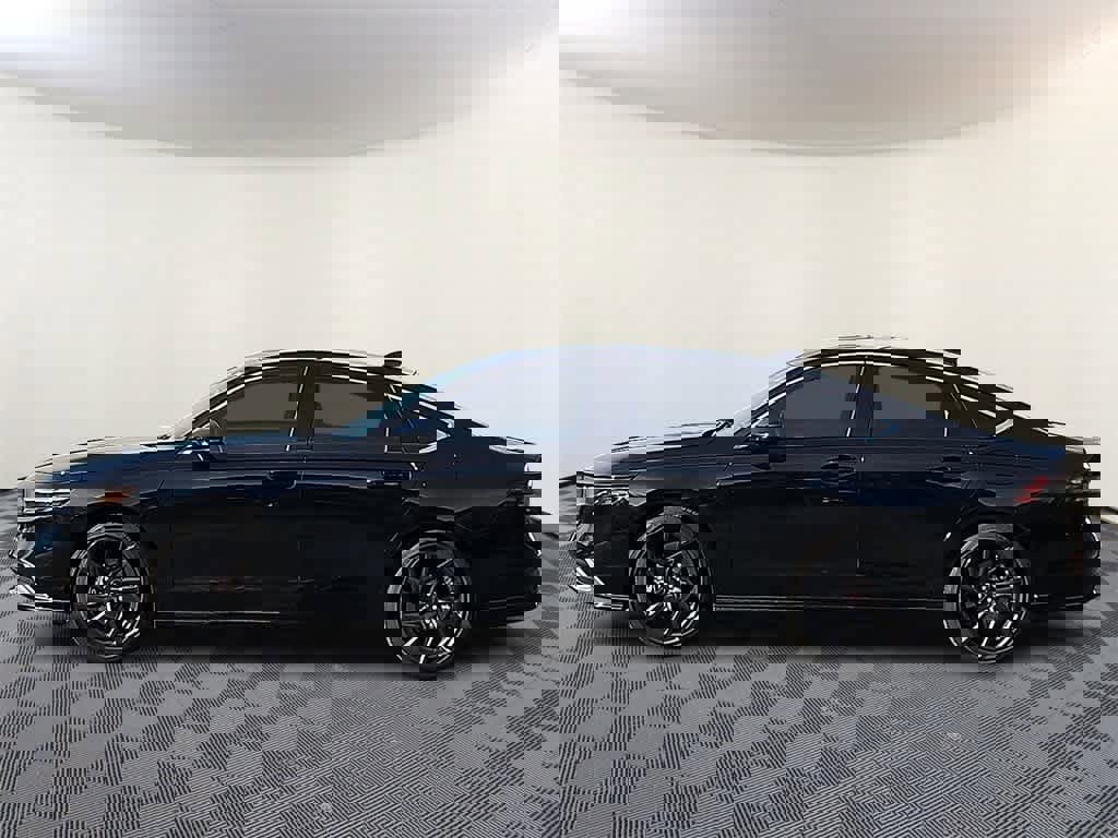 Used 2025 Honda Accord Touring image 6