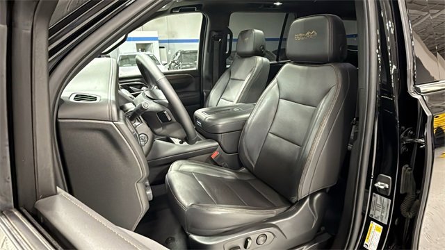 Used 2022 Chevrolet Tahoe High Country image 12