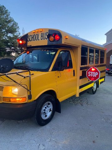 Used 2009 Chevrolet Express 3500 w/ School Bus Package image 9