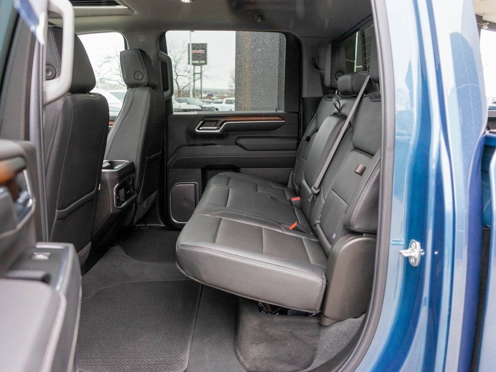Used 2025 GMC Sierra 2500 Denali w/ Denali Reserve Package image 13