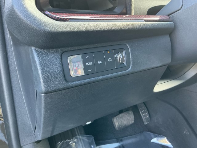 Used 2026 Chevrolet Traverse RS AWD/4WD image 26