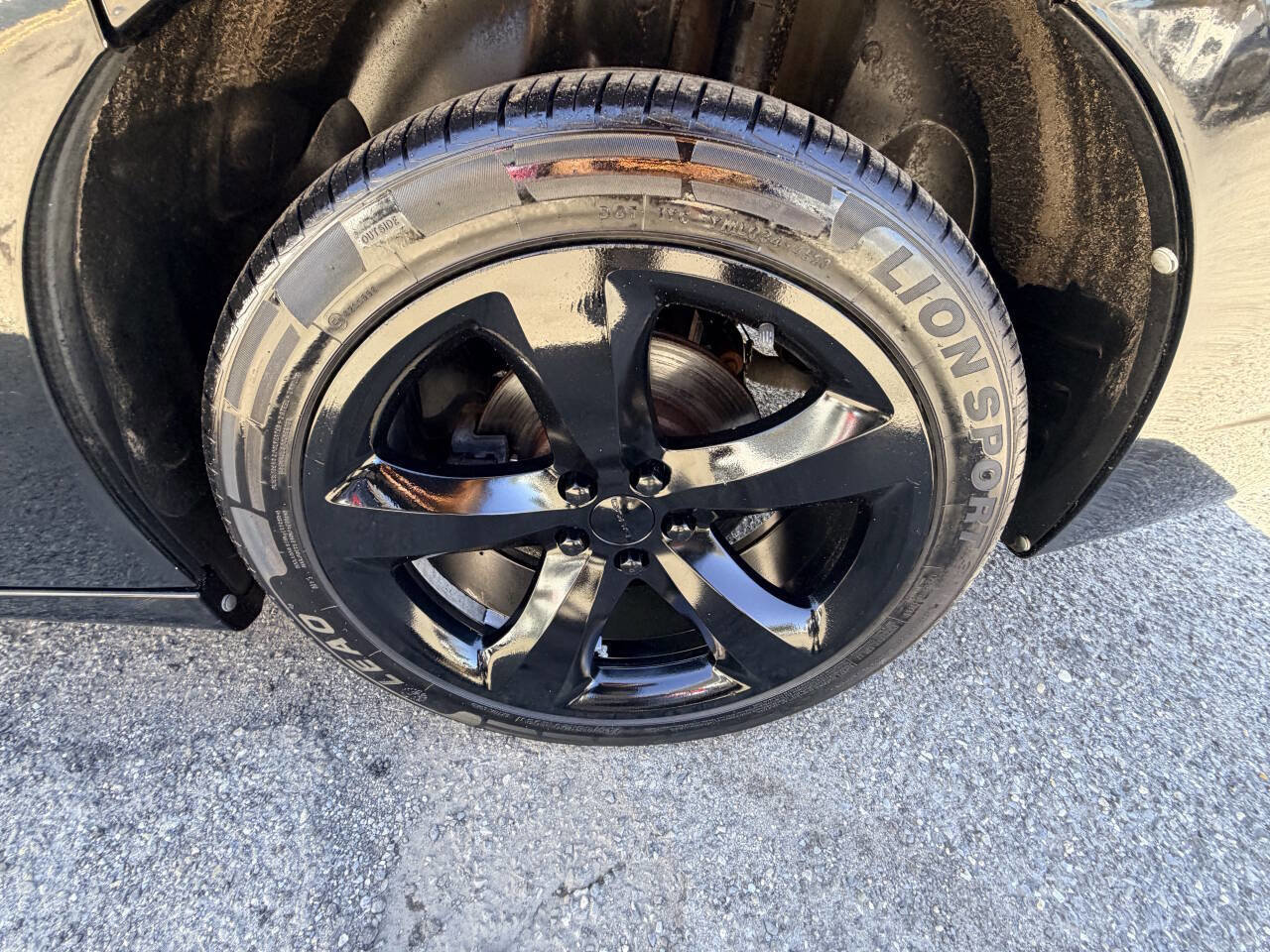 Used 2014 Dodge Charger R/T w/ Blacktop Package image 13