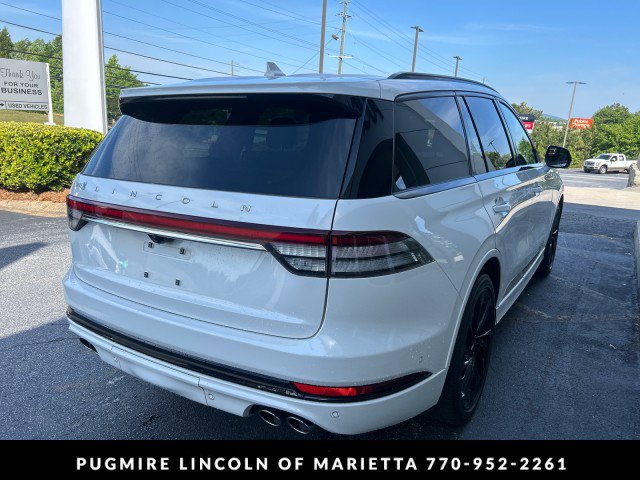 Used 2023 Lincoln Aviator Reserve w/ Equipment Group 201A RWD image 7
