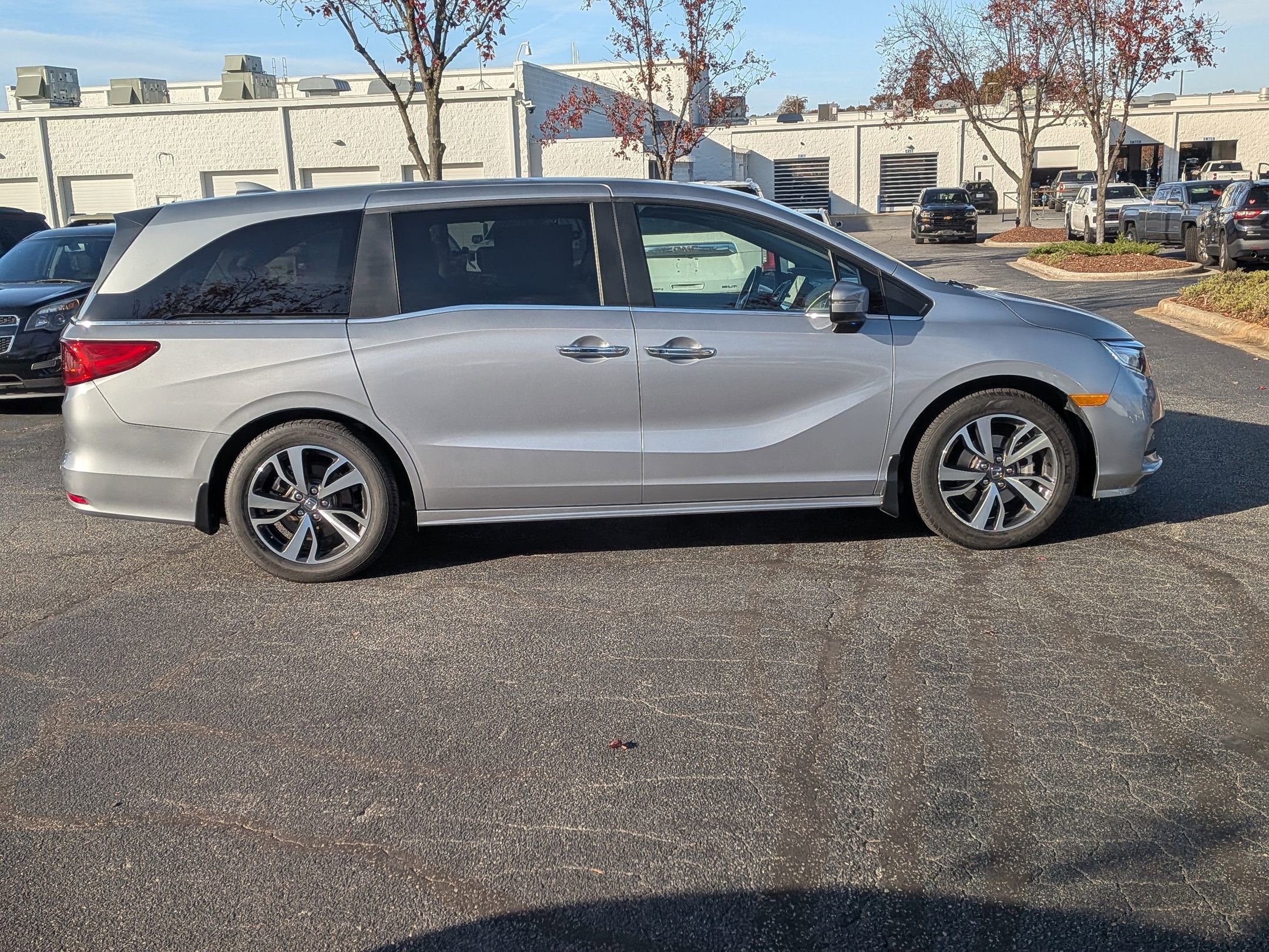 Used 2024 Honda Odyssey Touring image 10