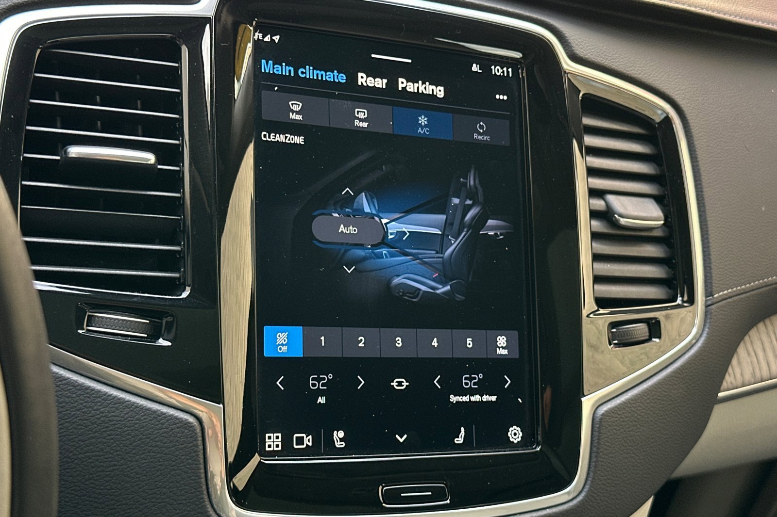 Used 2023 Volvo XC90 T8 Ultimate image 25