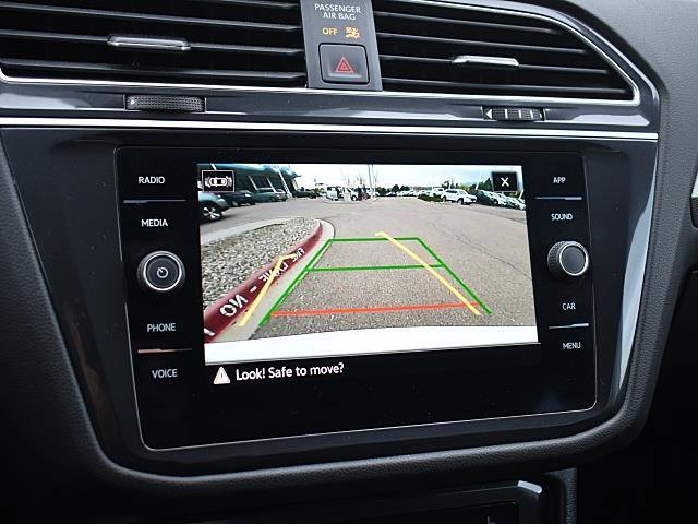 Used 2024 Volkswagen Tiguan SE image 18