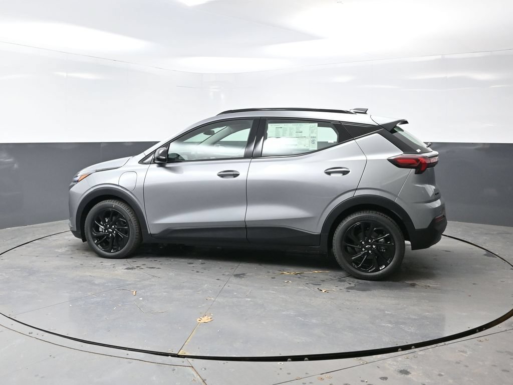 New 2027 Chevrolet Bolt RS FWD image 7