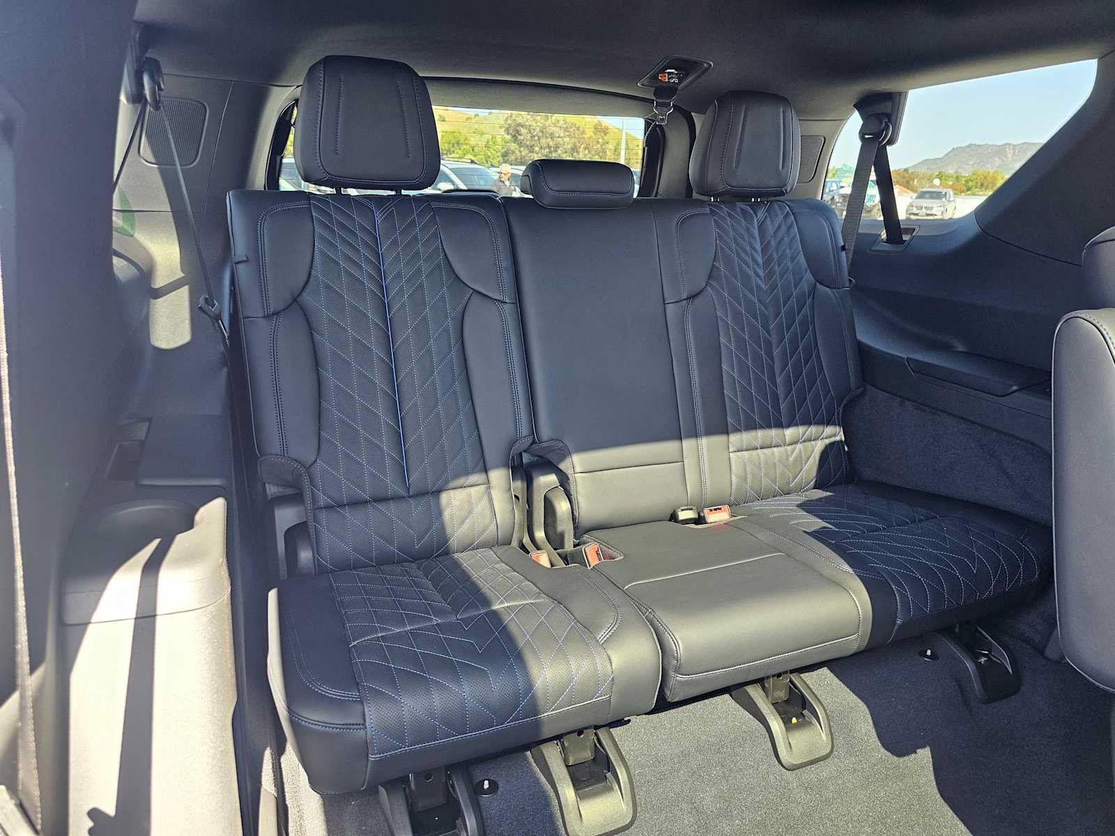 New 2026 Cadillac Escalade IQL Sport 1 w/ LPO, Floor Liner Package AWD/4WD image 14