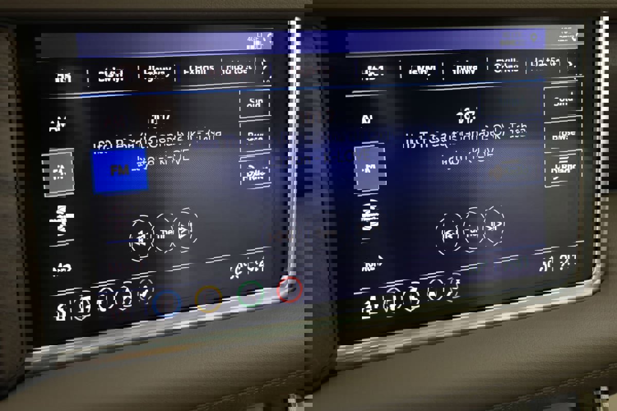 Used 2021 GMC Yukon XL Denali w/ Denali Ultimate Package image 62