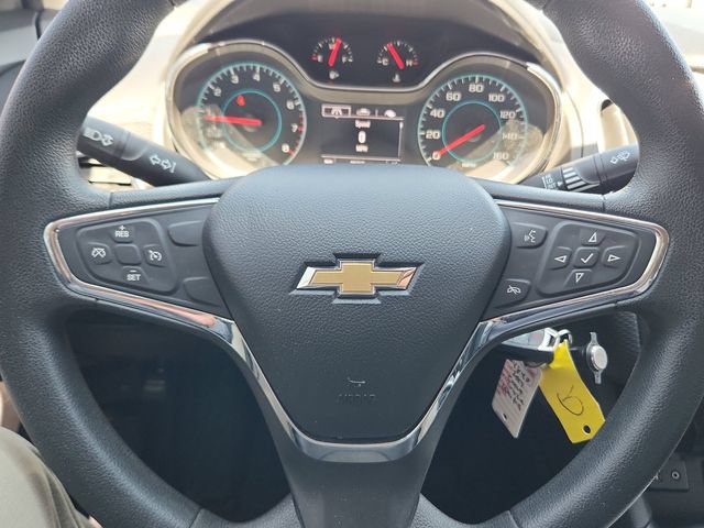 Used 2017 Chevrolet Cruze LT FWD image 9