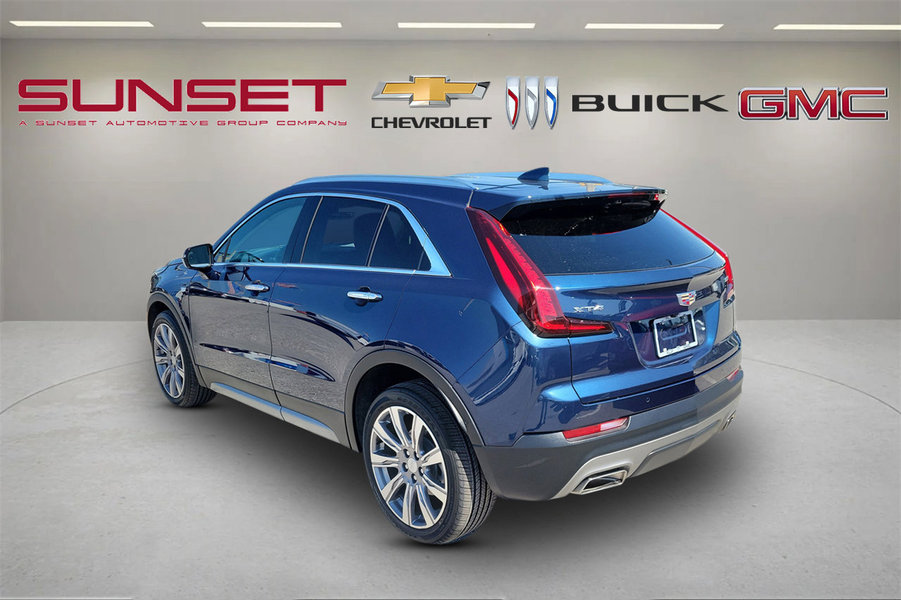 Certified 2022 Cadillac XT4 Premium Luxury w/ Technology Package image 6