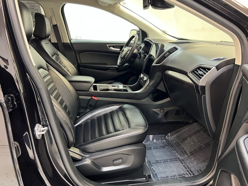 Used 2023 Ford Edge SEL image 34