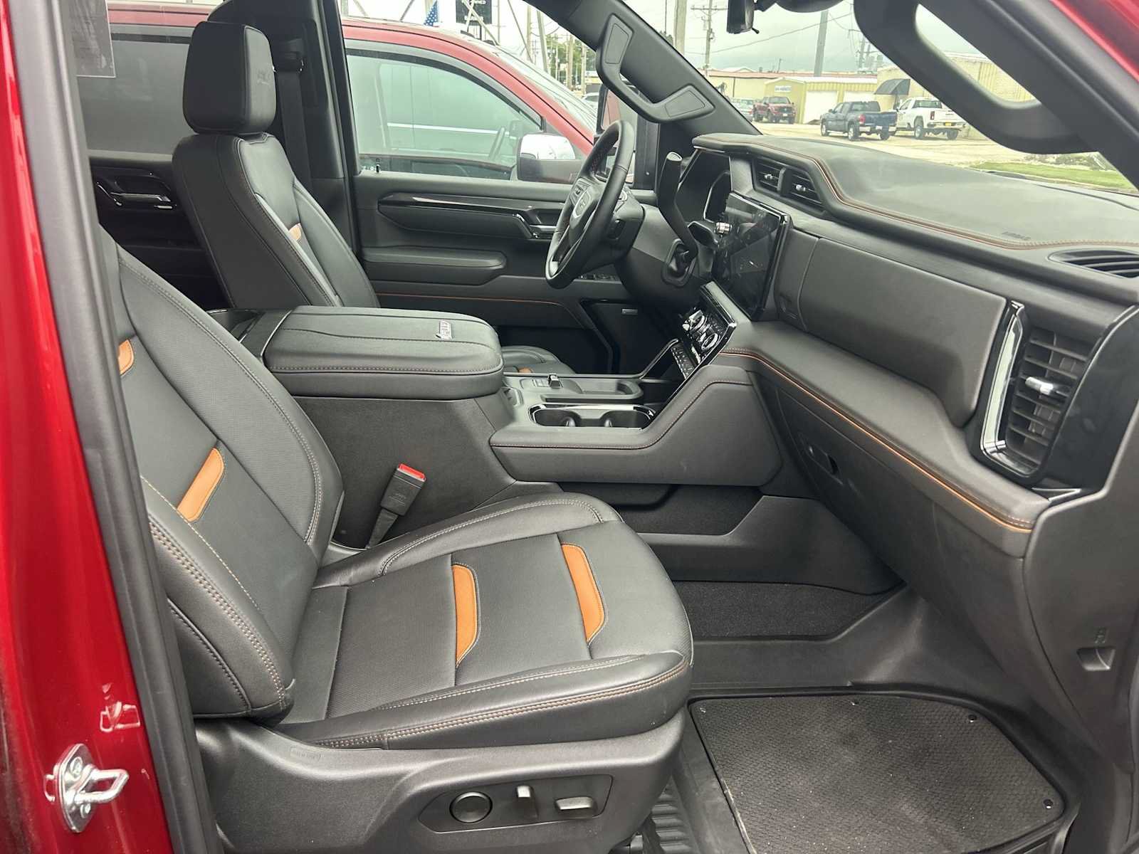 Used 2025 GMC Sierra 2500 AT4 w/ AT4 Premium Plus Package AWD/4WD image 29