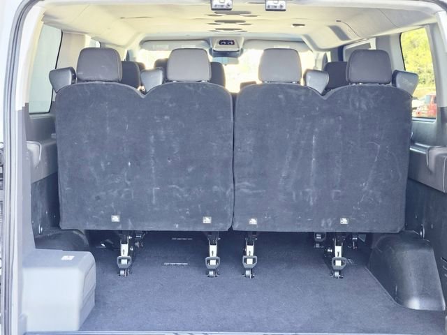Used 2024 Ford Transit 350 XLT image 29
