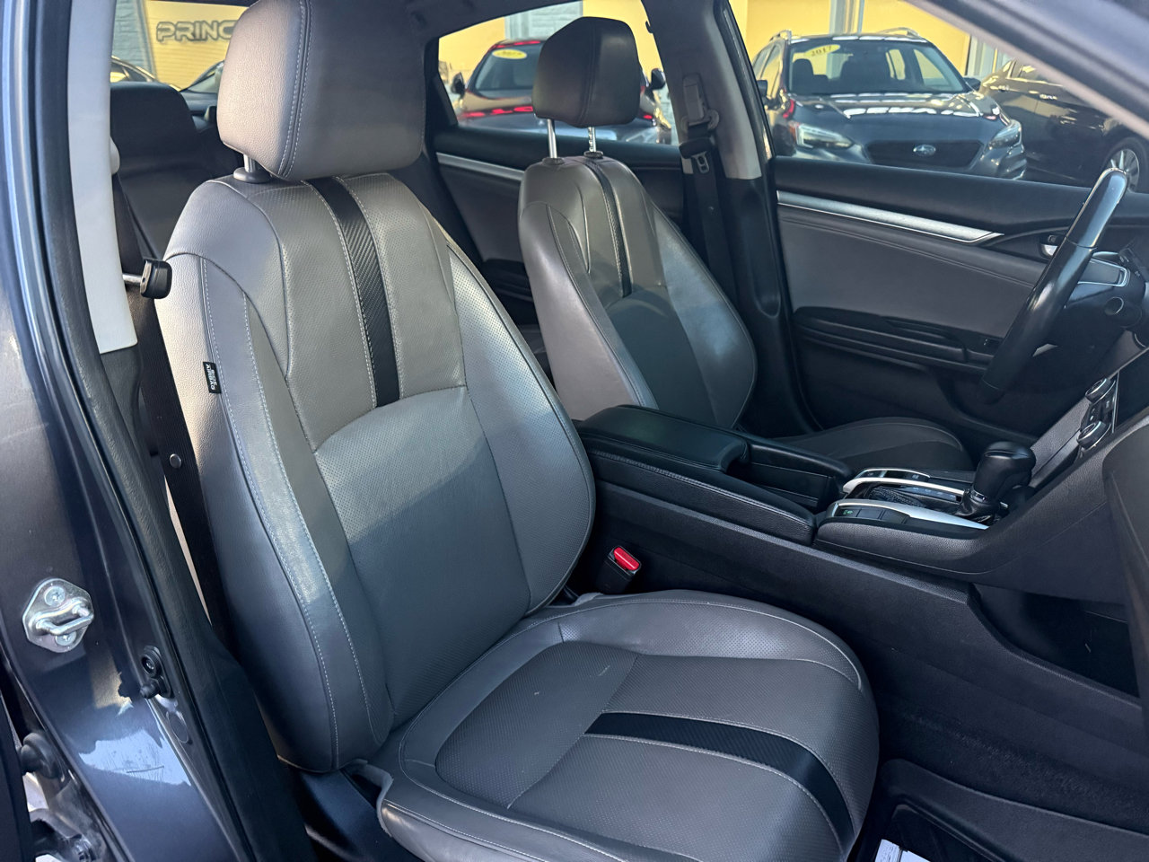 Used 2017 Honda Civic Touring image 12