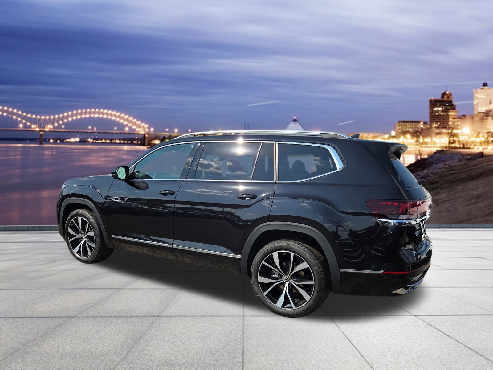 New 2026 Volkswagen Atlas SEL Premium R-Line image 3