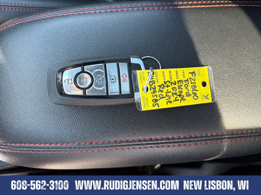 Used 2024 Ford Escape ST-Line w/ Tech Pack #1 AWD/4WD image 29