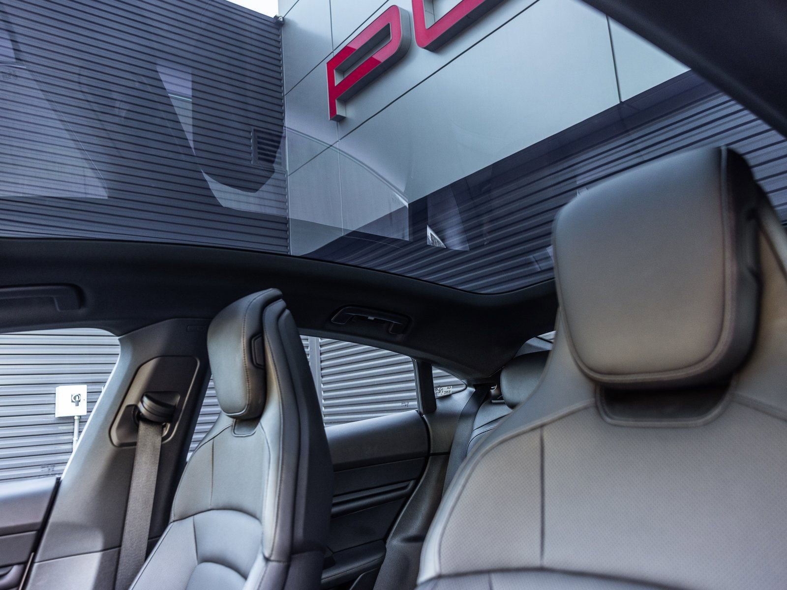 Certified 2023 Porsche Taycan image 15