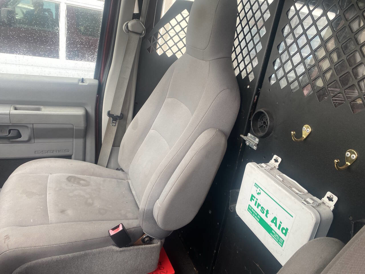 Used 2011 Ford E-350 and Econoline 350 Super Duty w/ Commercial Cargo Van Pkg image 17