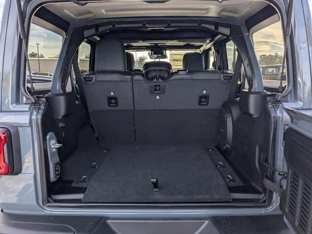 New 2026 Jeep Wrangler Unlimited Rubicon image 11