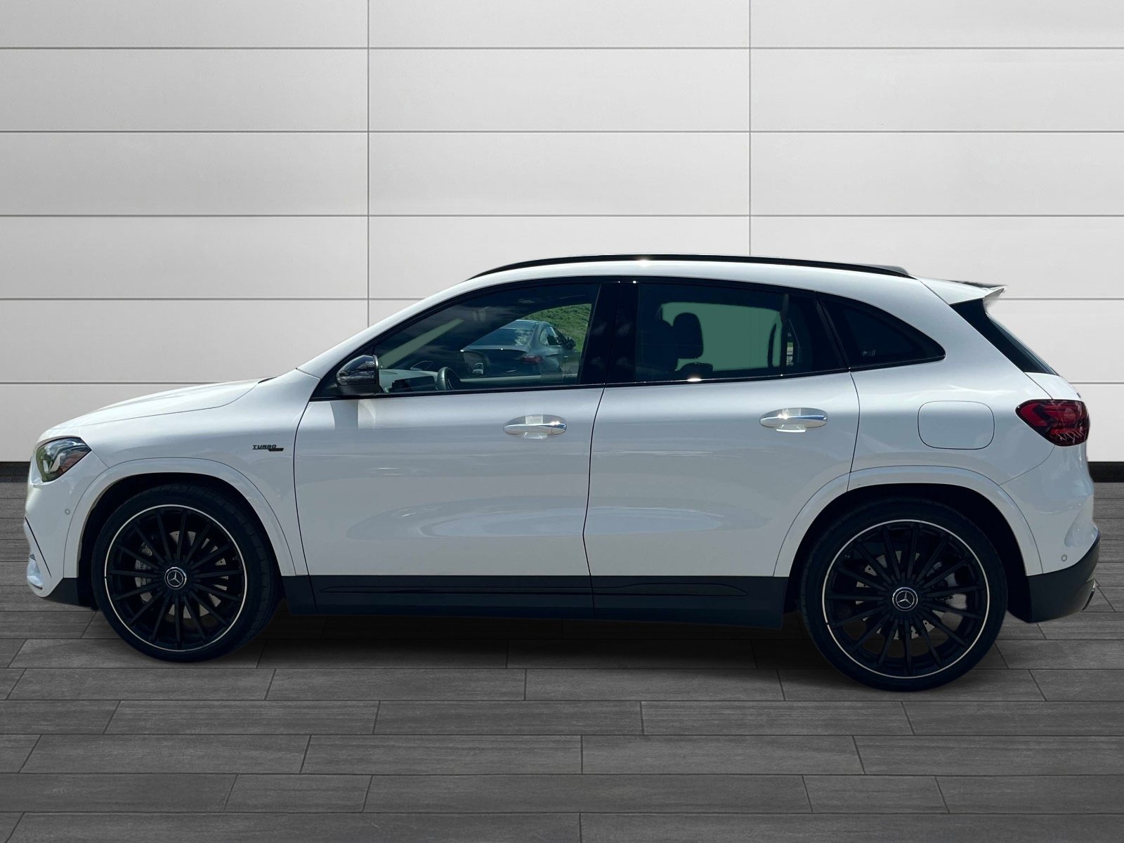 Certified 2025 Mercedes-Benz GLA 35 AMG 4MATIC image 6