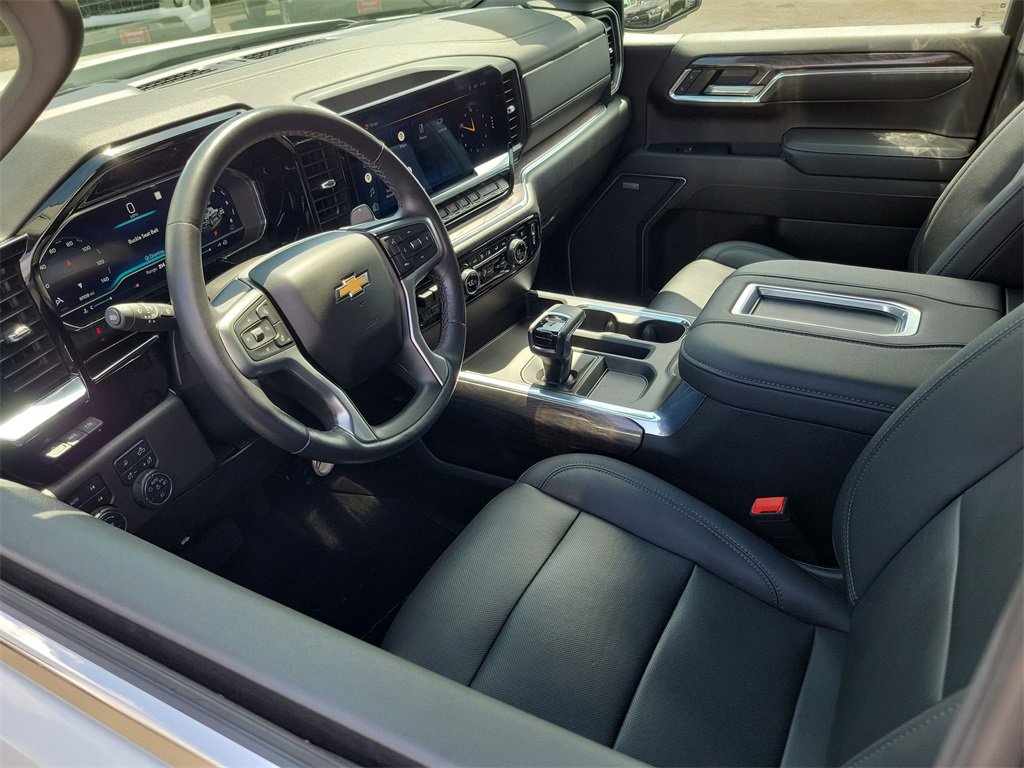 Certified 2022 Chevrolet Silverado 1500 LTZ w/ LTZ Premium Package image 16