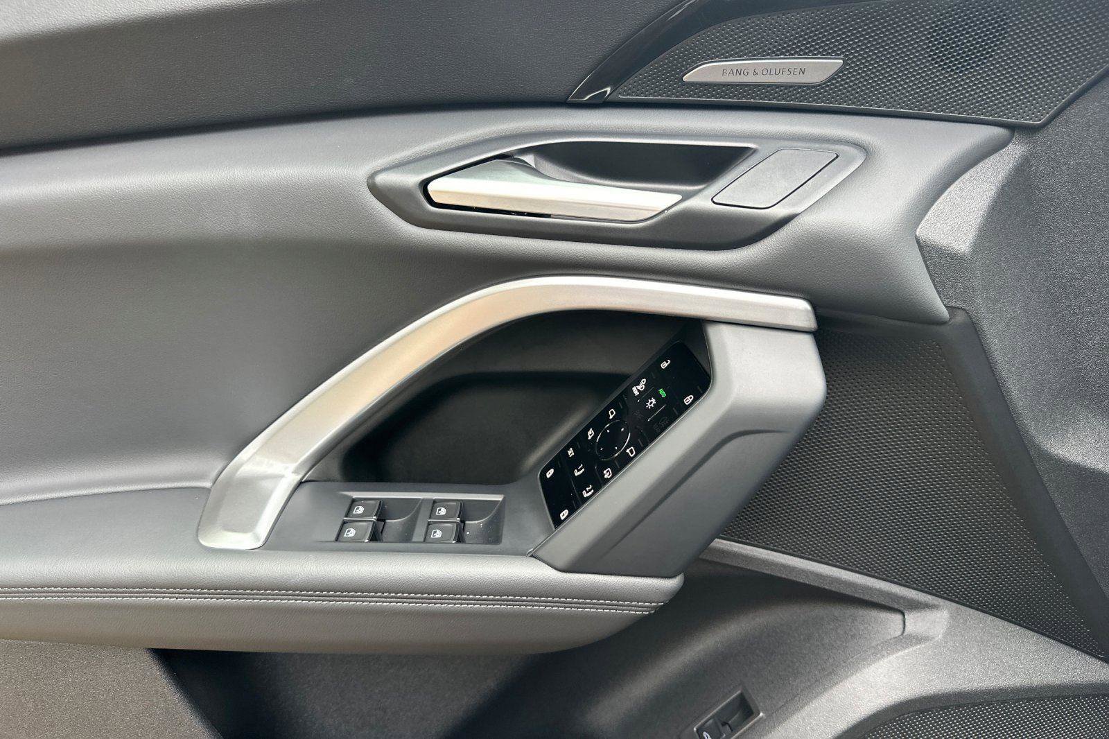 Certified 2025 Audi Q5 Premium Plus w/ Premium Plus image 11