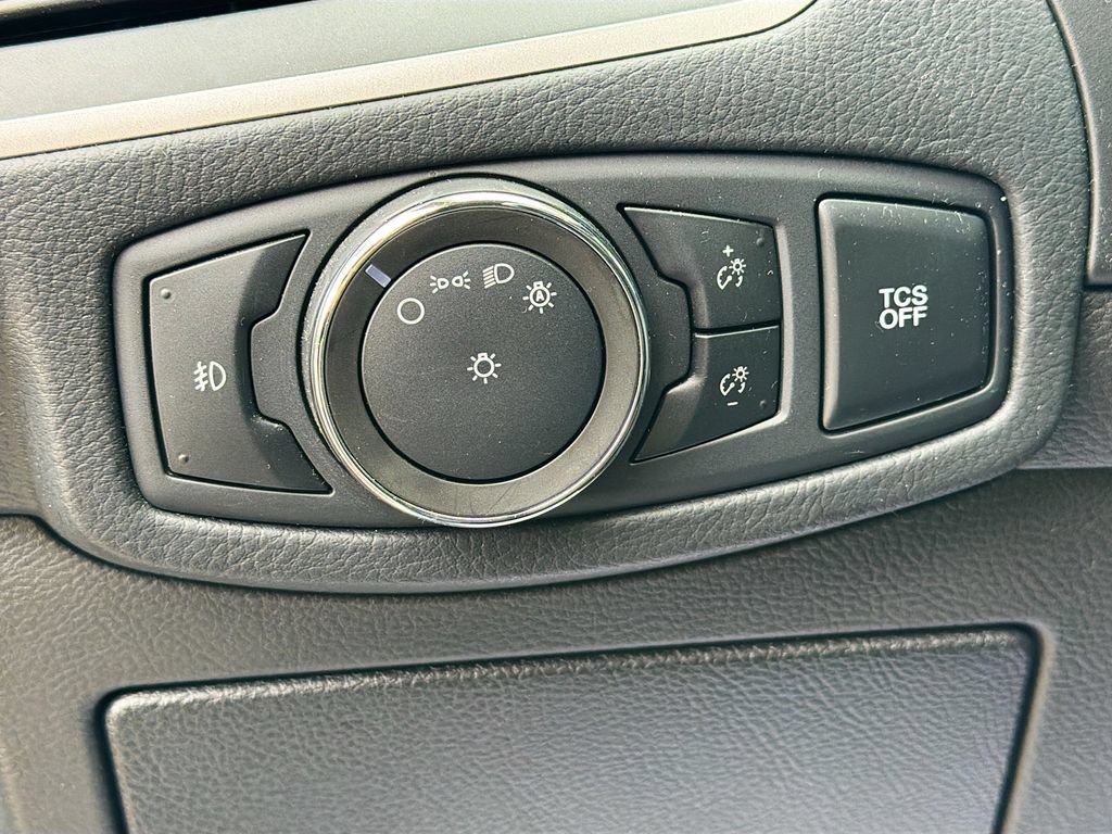 Used 2020 Ford Edge SEL w/ Cold Weather Package AWD/4WD image 10