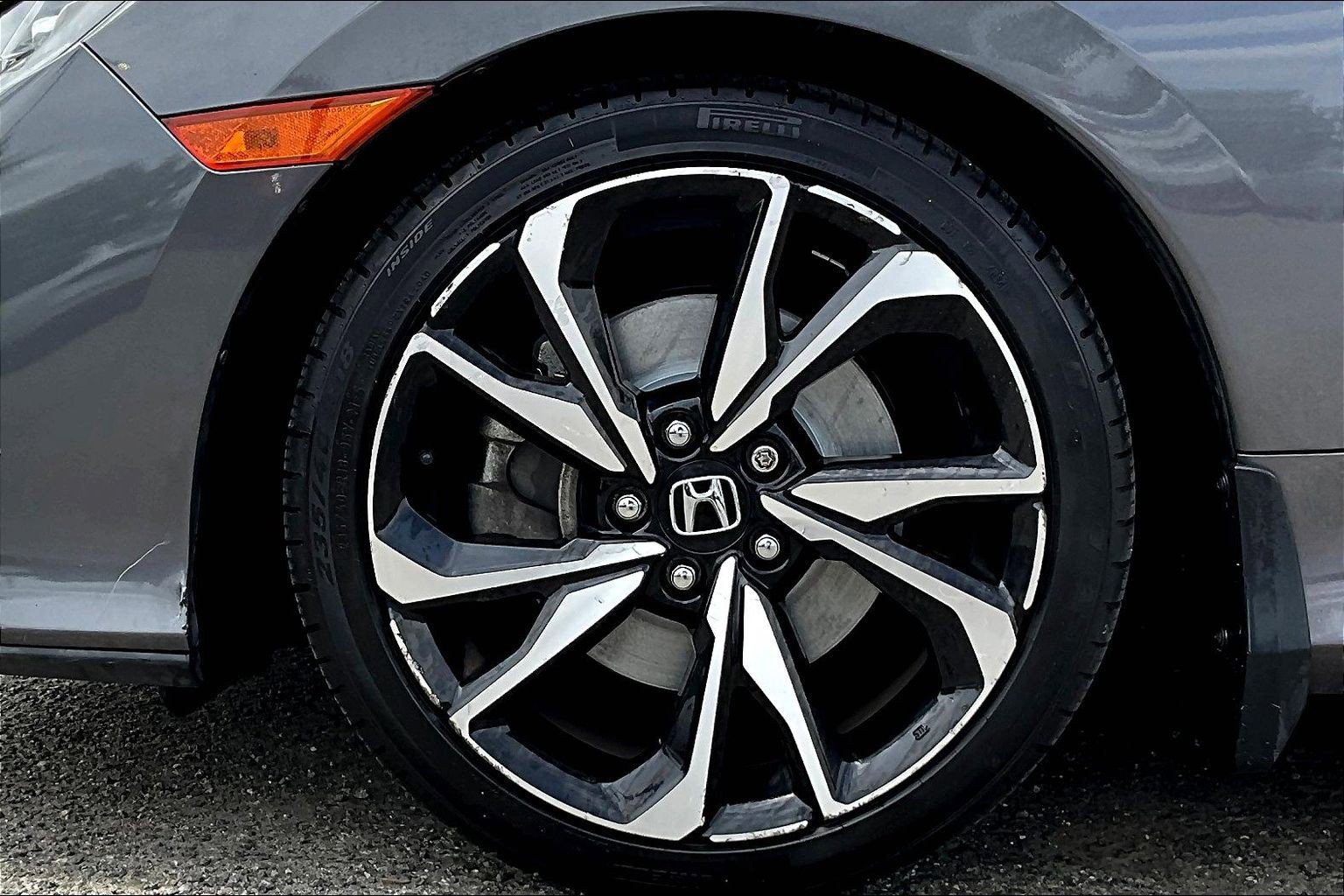 Used 2018 Honda Civic Si image 8