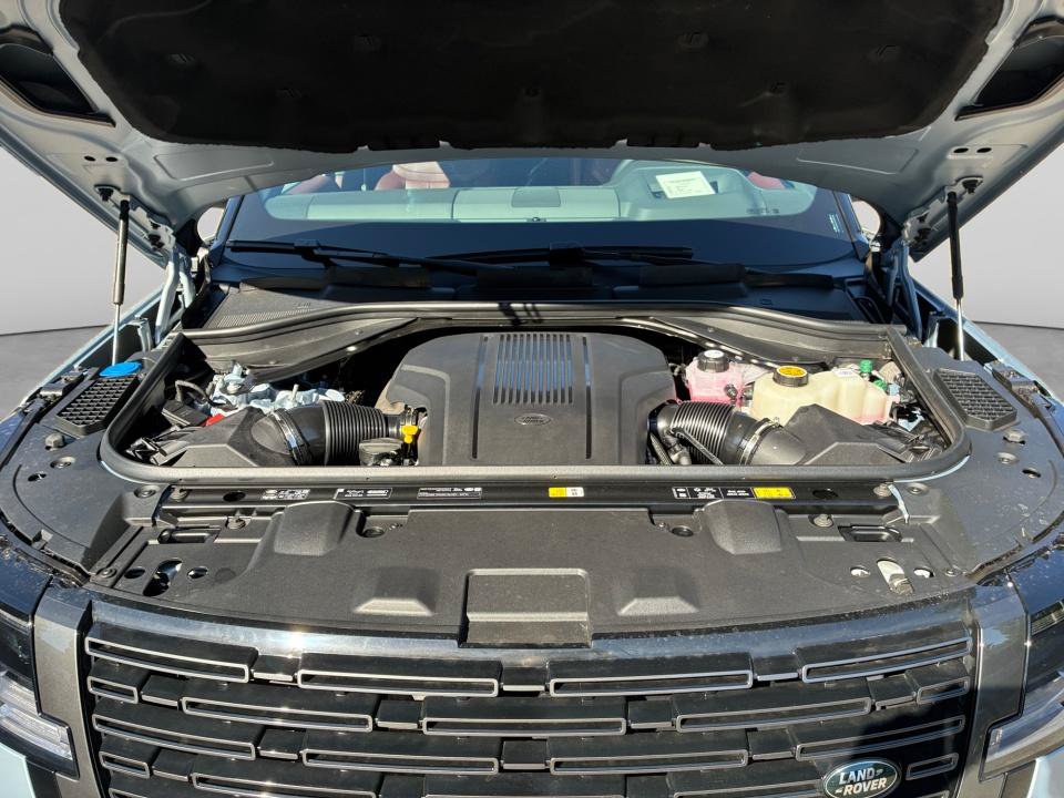 New 2027 Land Rover Range Rover SE AWD/4WD image 16
