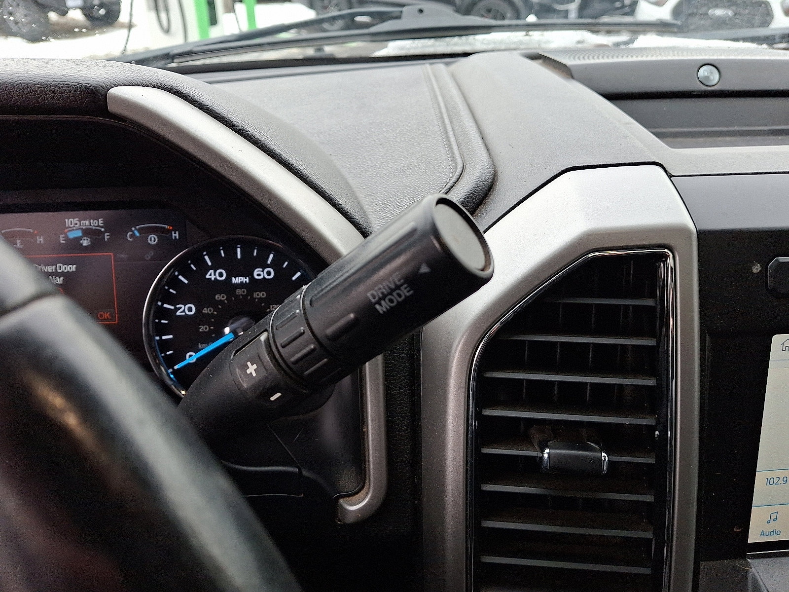 Certified 2020 Ford F350 Lariat image 16