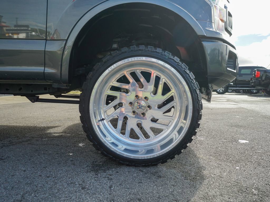 Used 2018 Ford F150 XLT w/ Equipment Group 302A Luxury image 5