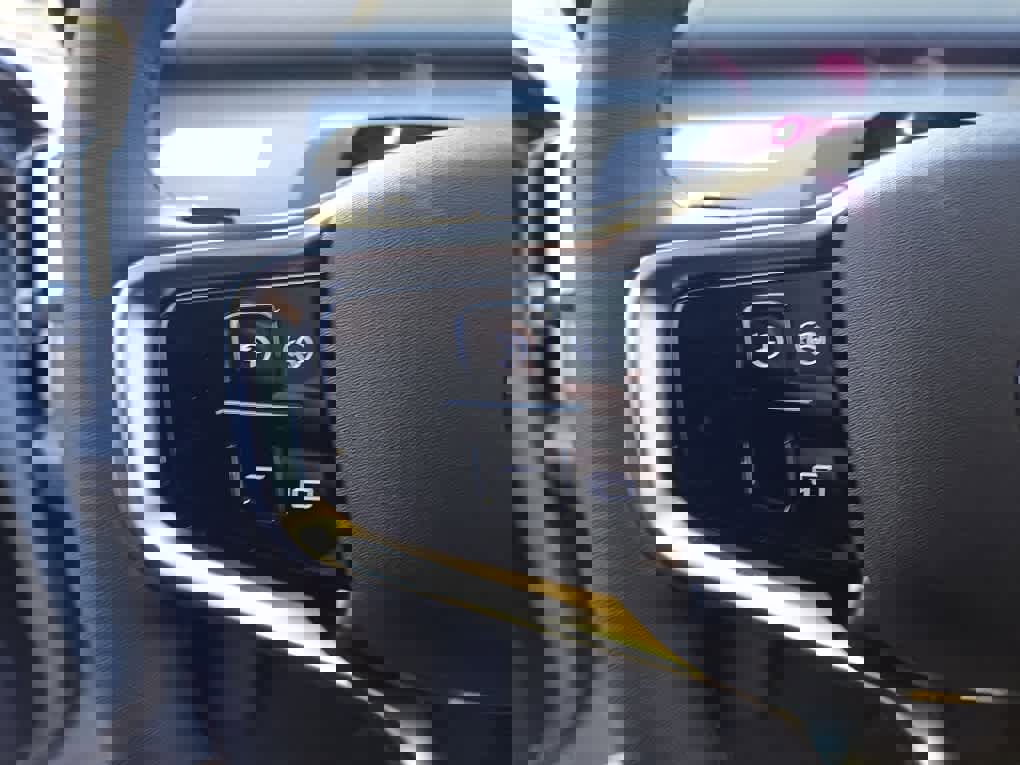 New 2026 Volvo EX30 Cross Country Ultra w/ Protection Package Premier AWD/4WD image 15