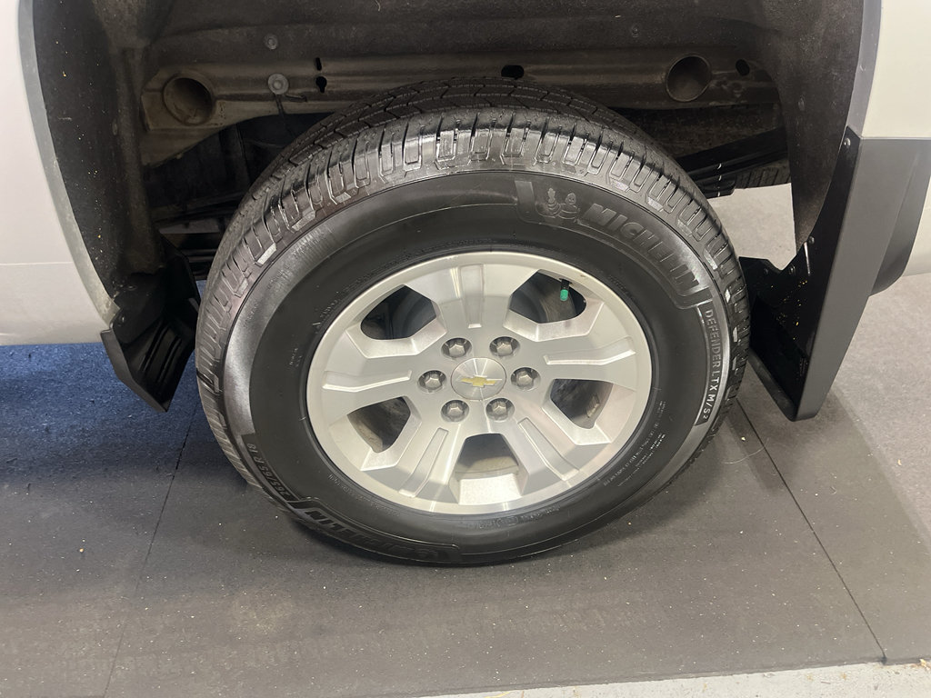 Certified 2018 Chevrolet Silverado 1500 LT w/ All Star Edition AWD/4WD image 28