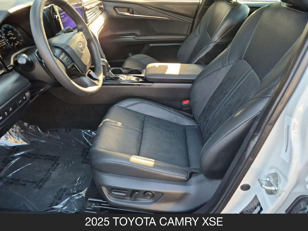 Used 2025 Toyota Camry XSE FWD image 13